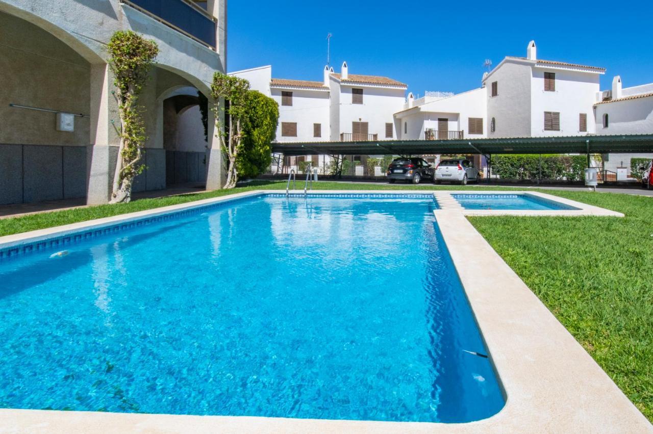 Rentalmar Nabila Miami Playa Buitenkant foto