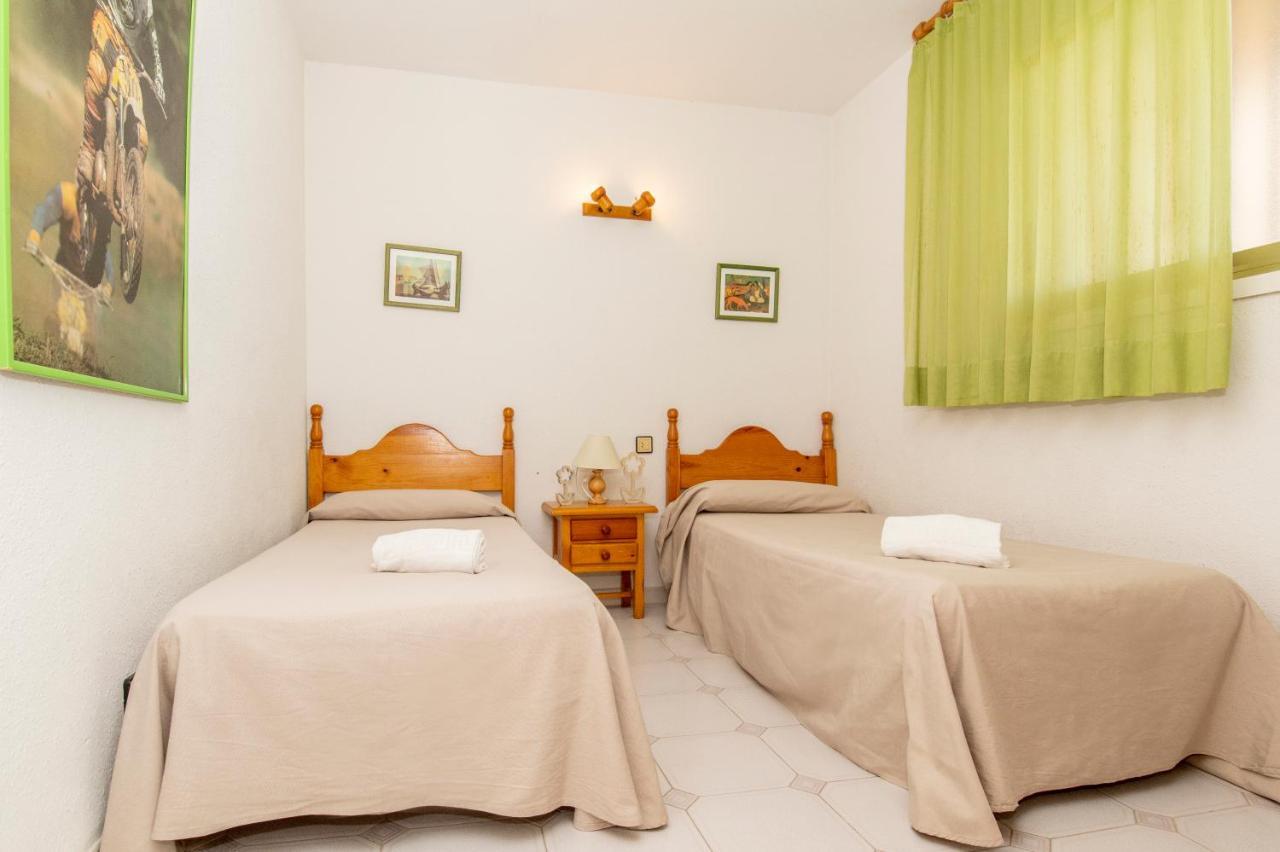 Rentalmar Nabila Miami Playa Buitenkant foto